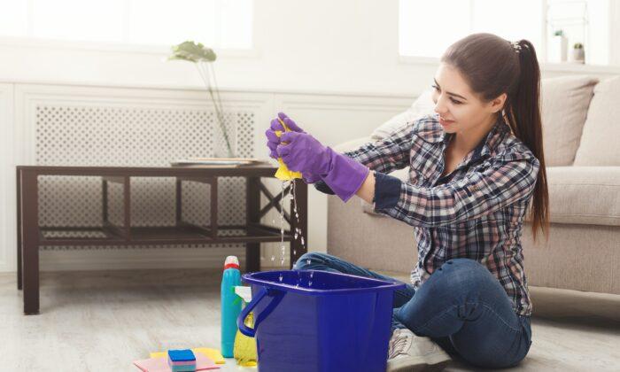 How to Clean Hardwood Floors With Hydrogen Peroxide