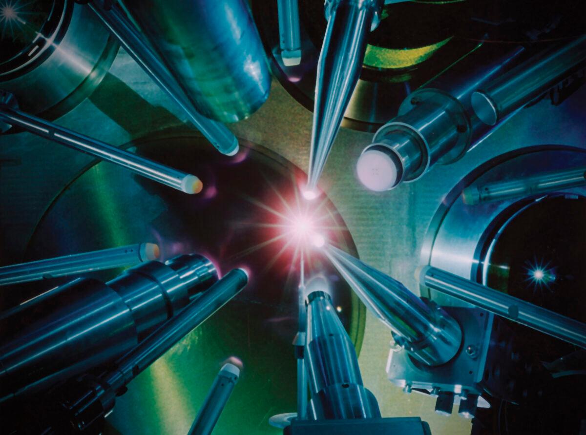 The international inertial confinement fusion community, including Lawrence Livermore lab researchers, uses the OMEGA laser at the University of Rochester’s Laboratory for Laser Energetics to conduct experiments and test target designs and diagnostics. (National Ignition Facility)