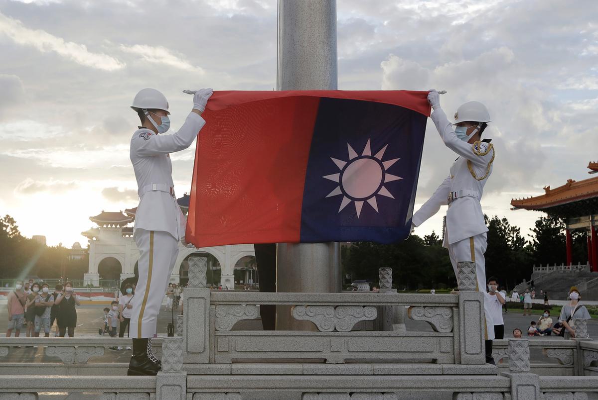 Nearly Half of Australians Support Sending Troops to Defend Taiwan: Poll