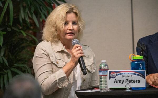 Newport Beach City Council candidate Amy Peters speaks at the Newport Beach Public Library in Newport Beach, Calif., on Aug. 18, 2022. (John Fredricks/The Epoch Times)