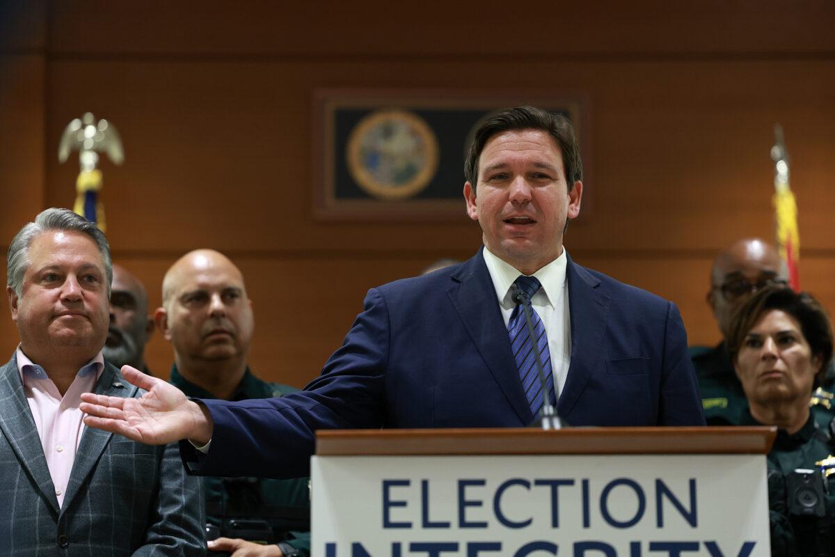 Florida Gov. Ron DeSantis speaks during a press conference held at the Broward County Courthouse in Fort Lauderdale, Fla., on Aug. 18, 2022. (Joe Raedle/Getty Images)