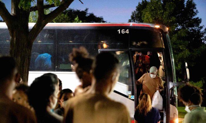 Texas Governor Abbott Sends First Bus of Illegal Immigrants to Philadelphia