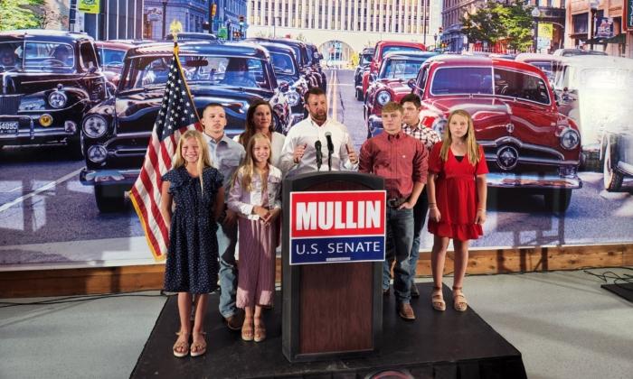Rep. Mullin Wins Oklahoma Republican US Senate Primary Runoff