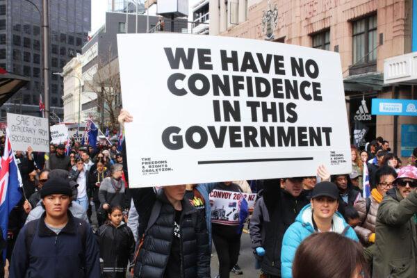 Anti-Government protestors march down Lambton Quay in Wellington, New Zealand, on Aug. 23, 2022. (Lynn Grieveson/Getty Images)