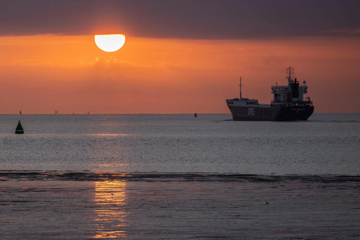 A tanker heads out to the channel in Rochester, England, ahead of the first gas shipment of LNG from Australia to Europe in more than half a decade, on Aug. 22, 2022. (Dan Kitwood/Getty Images)