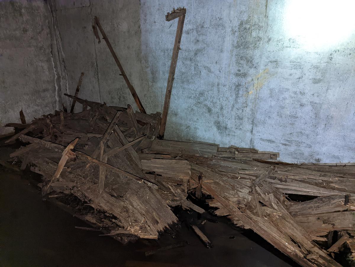 "The council have left these artifacts to rust away with no indentation of trying to preserve the site for visitors or for museum pieces," they added. (Courtesy of Caters News)