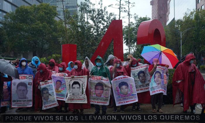 6 of 43 Missing Mexican Students Given to Army Commander Who Ordered Them Killed: Official