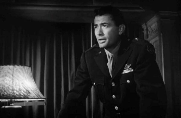  Brig. Gen. Frank Savage (Gregory Peck) takes over the 918th squad, in “Twelve O'Clock High.” (MGM)