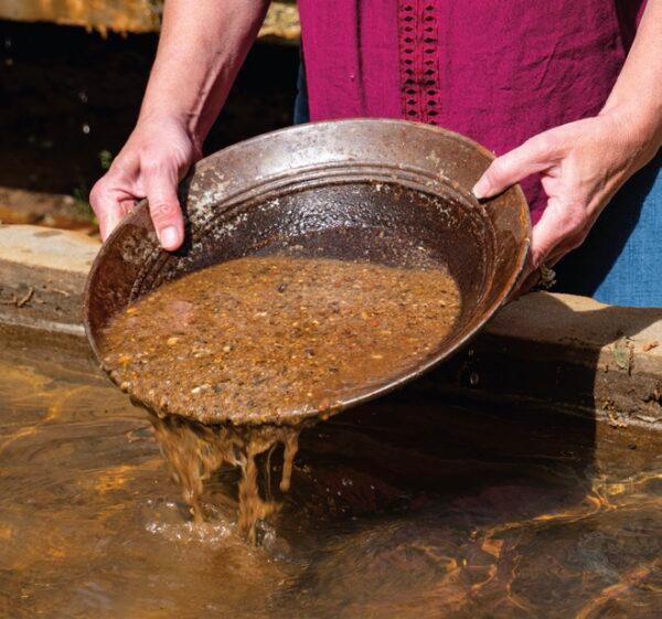 Visitors can try their hands at gold panning. (Courtesy of DISCOVER DAHLONEGA)