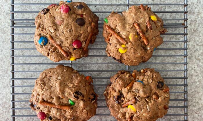 Back-to-School Cookies Are Suitable for Sharing, but You Might Not Want To
