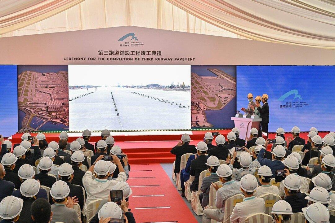 More Charges on Hong Kong Airport’s 3rd Runway, Graft Scandal