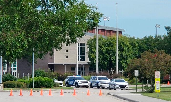 Police: 1 Killed, 2 Hurt in Apparent Stabbing at High School