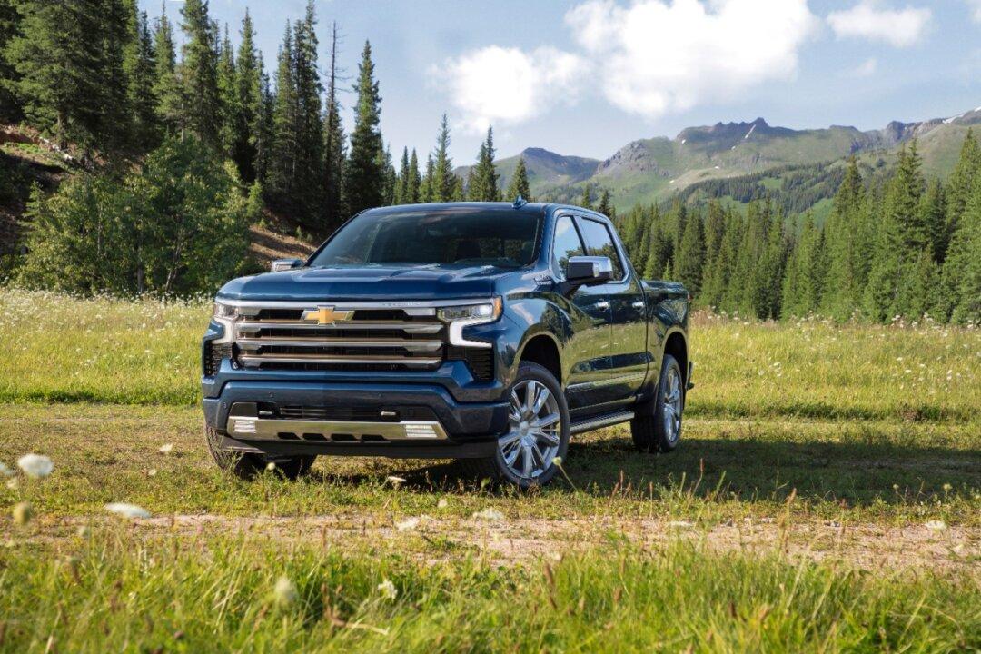 2022 Chevrolet Silverado High County Crew Cab 4WD