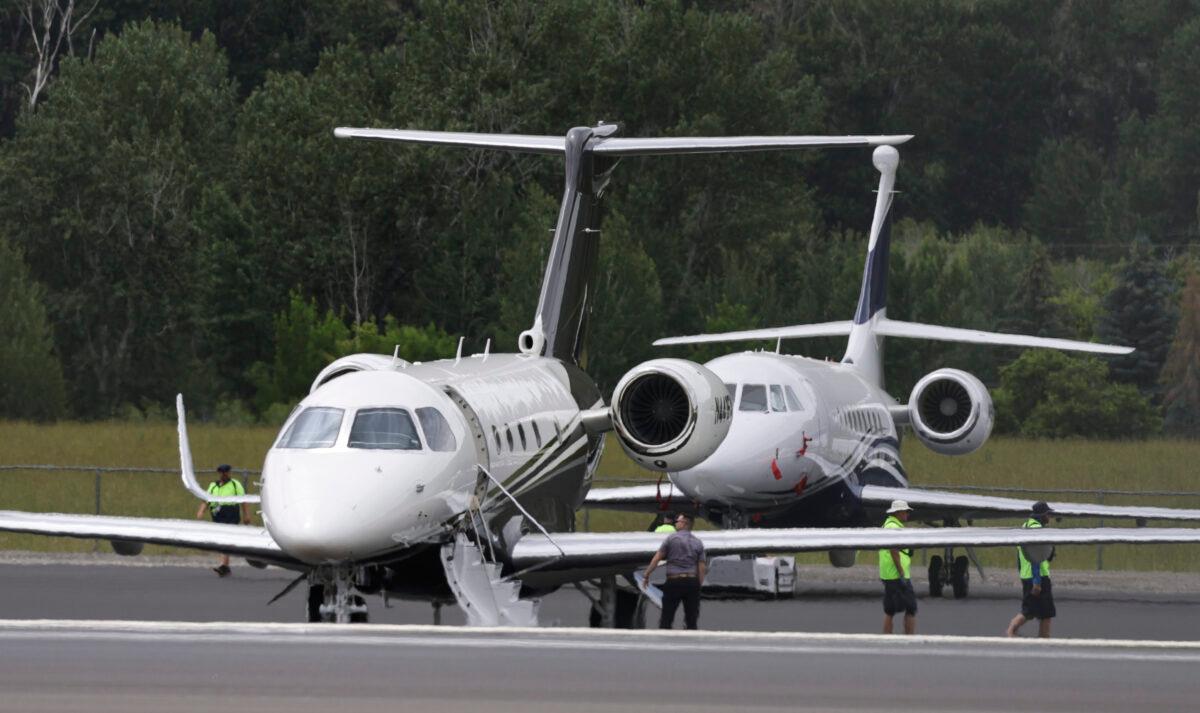 A private jet is seen on the tarmac at Friedman Memorial Airport ahead of the Allen & Company Sun Valley Conference in Sun Valley, Idaho on July 4, 2022. ( Kevin Dietsch/Getty Images)