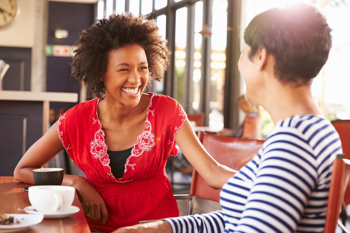 Start a Conversation: 6 Practical Tips to Start a Meaningful Conversation With Someone
