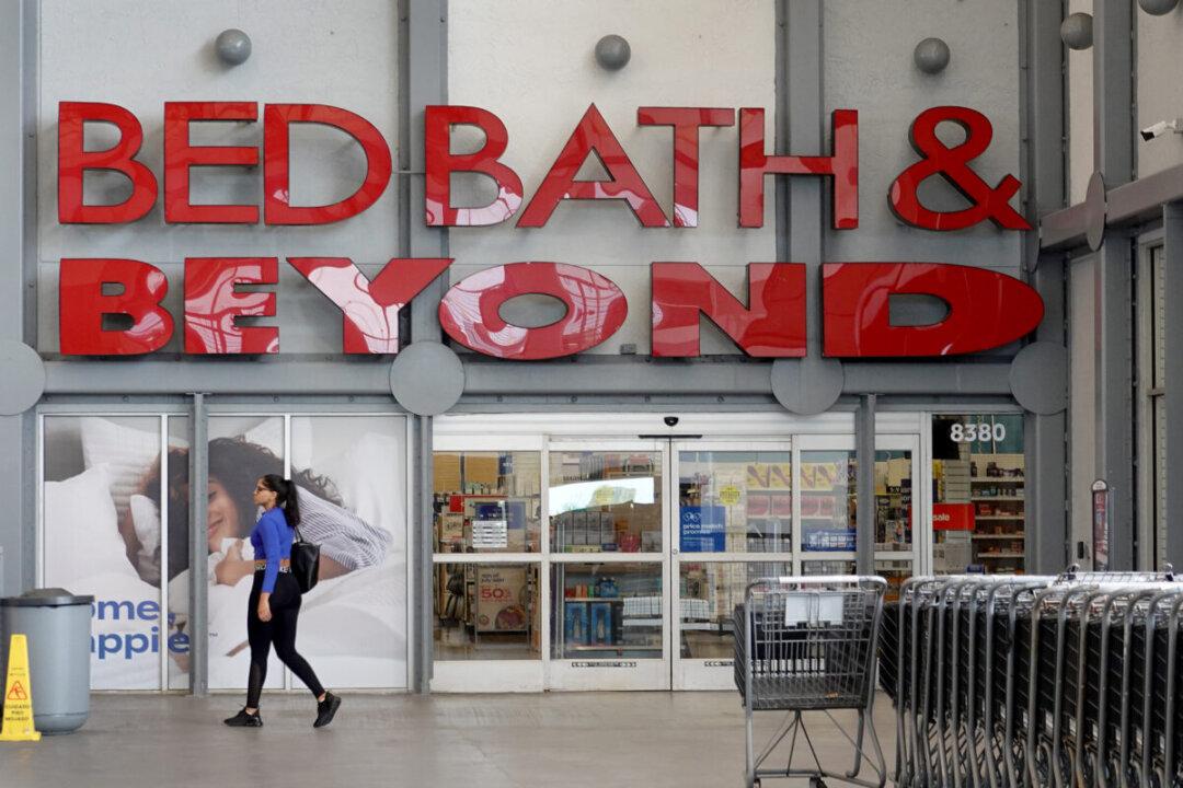 From Retail King to Meme Craze: How Bed Bath & Beyond Crumbled