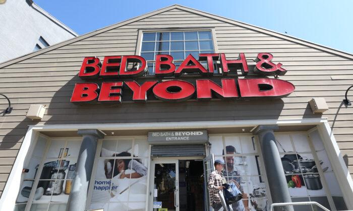 Bed Bath & Beyond CFO Dogged by Investor Lawsuit Prior to Suicide