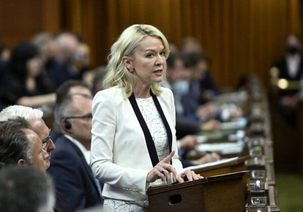 Interim Conservative Leader Candice Bergen rises during question period in the House of Commons on Parliament Hill in Ottawa on June 22, 2022. (The Canadian Press/Justin Tang)