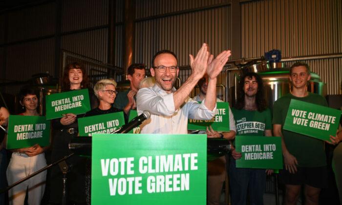 Australian Greens Open to Striking Deal With Labor on New Carbon Credit, Climate Change Laws