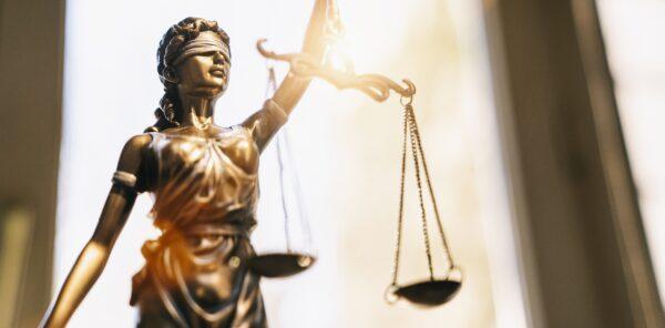The Statue of Justice - Lady Justice or Iustitia (Classen/Shutterstock)