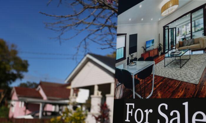 Australian House Prices Stabilised in February but Experts Warn Downturn Not Over