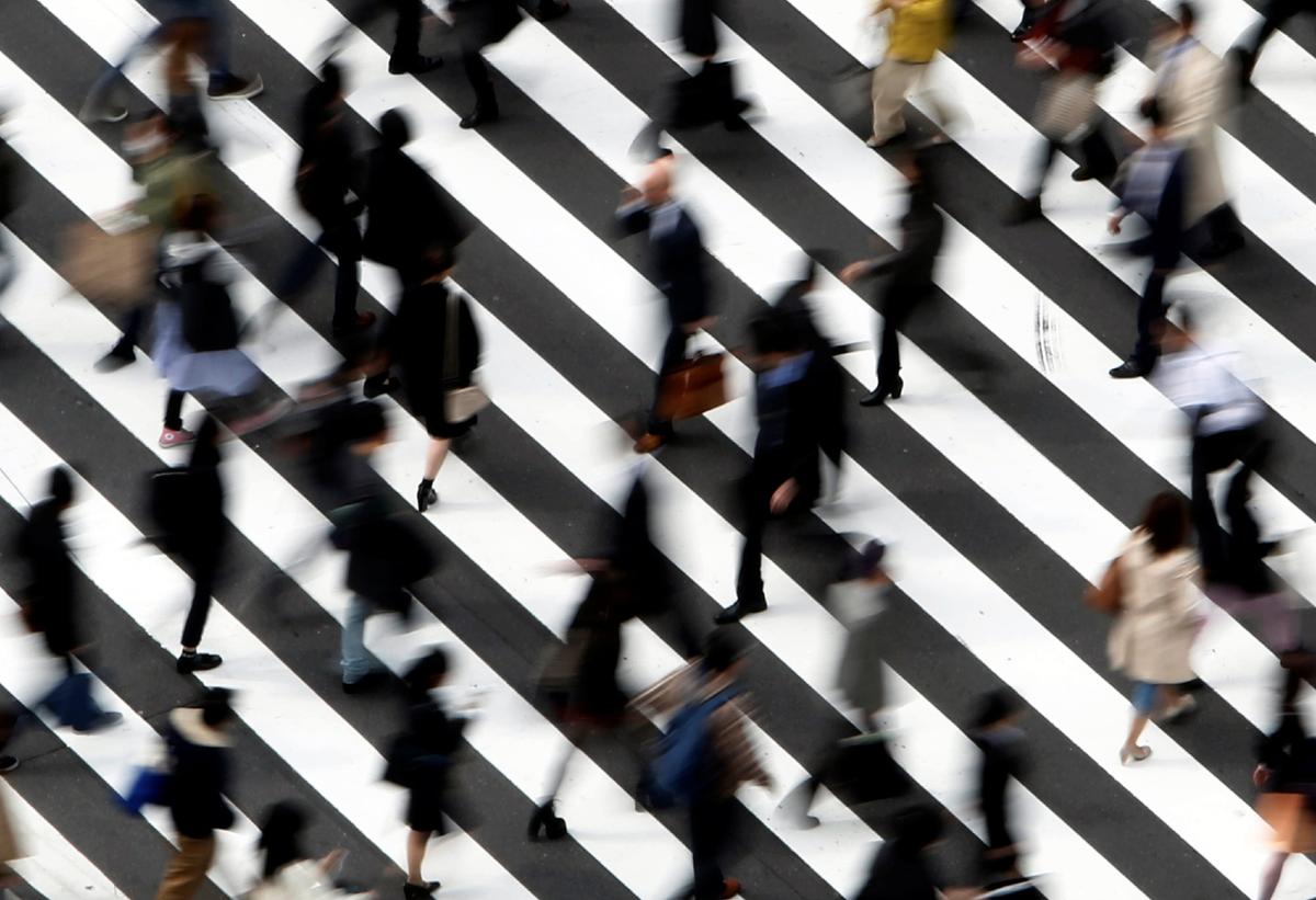 Japan’s Services Sector Shrinks for First Time in 5 Months in August: PMI