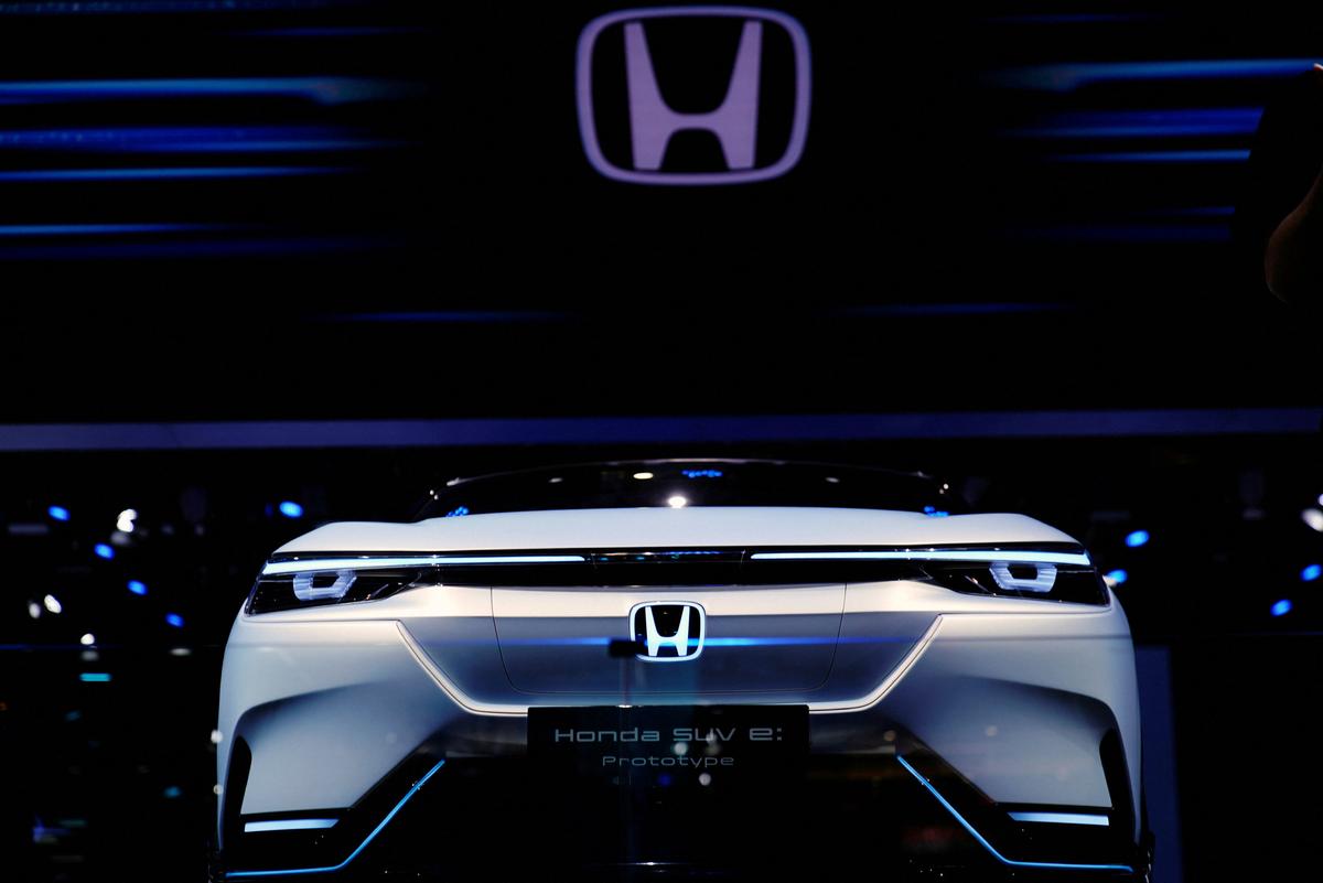 Honda Projects $15.7 Billion Loss as It Pivots Away From EVs