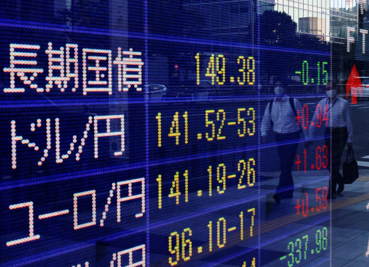 King Dollar Stomps on Yen as US Yields Rise