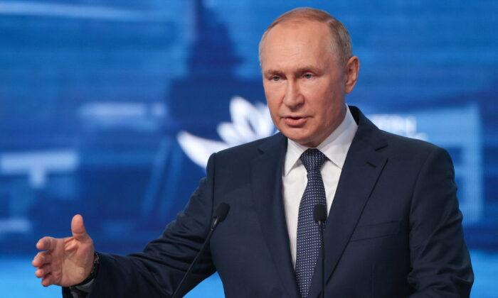 EU Plans to Cap Russian Gas Price as Putin Warns West of Winter Freeze