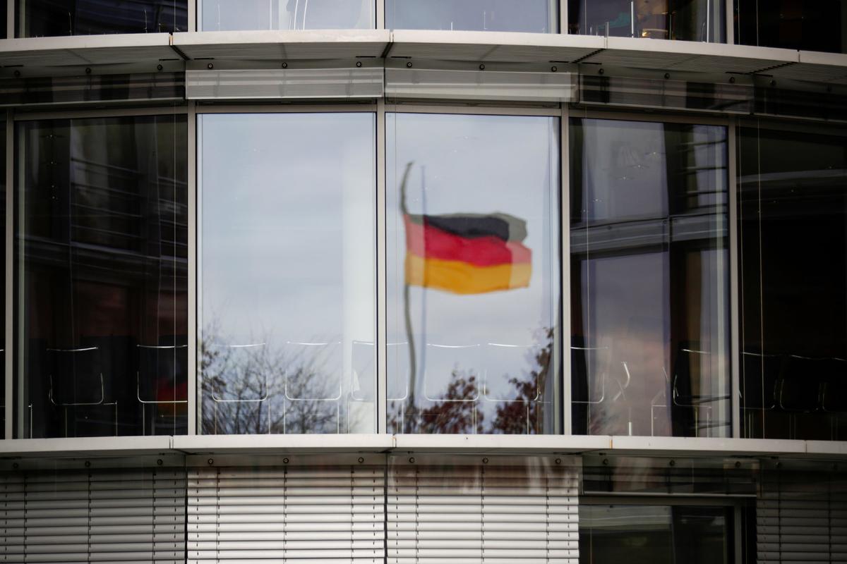 German Economic Institutes Cut 2023 GDP Forecast on Energy Price Surge