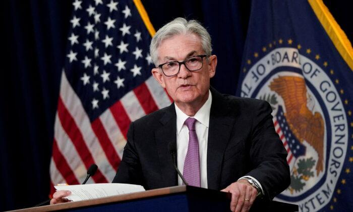 Fed Expects Restrictive Policy of Higher Interest Rates for Longer: FOMC Minutes