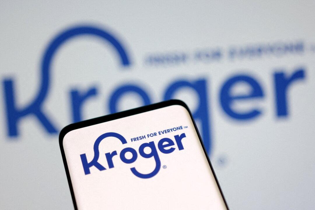 Kroger Raises Annual Forecasts on Upbeat Grocery, Essentials’ Demand
