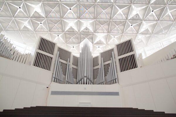  The restored Hazel Wright Organ in the Christ Cathedral, or known as the Crystal Cathedral, in Garden Grove, Calif. (Chuck Bennett/Roman Catholic Diocese of Orange)