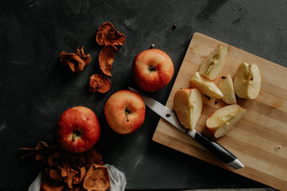Apple Peels Put to the Test for Chronic Joint Pain