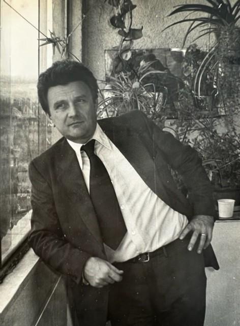 Dan Novacovici on his terrace in Bucharest, Romania, not long before leaving for France, in 1980. (Courtesy of Dan Novacovici)