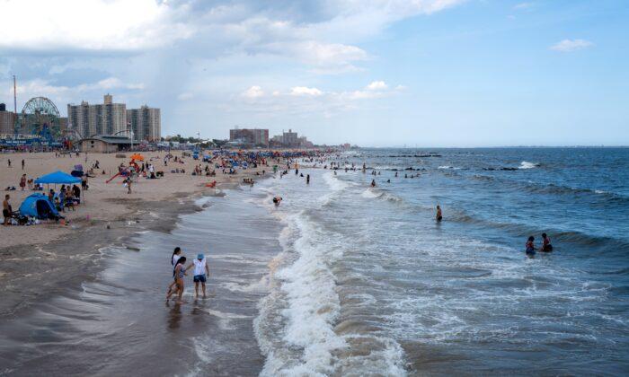 Police Believe 3 Children Drowned by Mother at NYC Beach