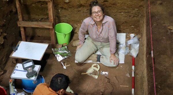 Dr India Ella Dilkes-Hall, from UWA’s School of Social Sciences during the excavation (Photo courtesy of Dr India Ella Dilkes-Hall. Supplied to The Epoch Times by UWA)