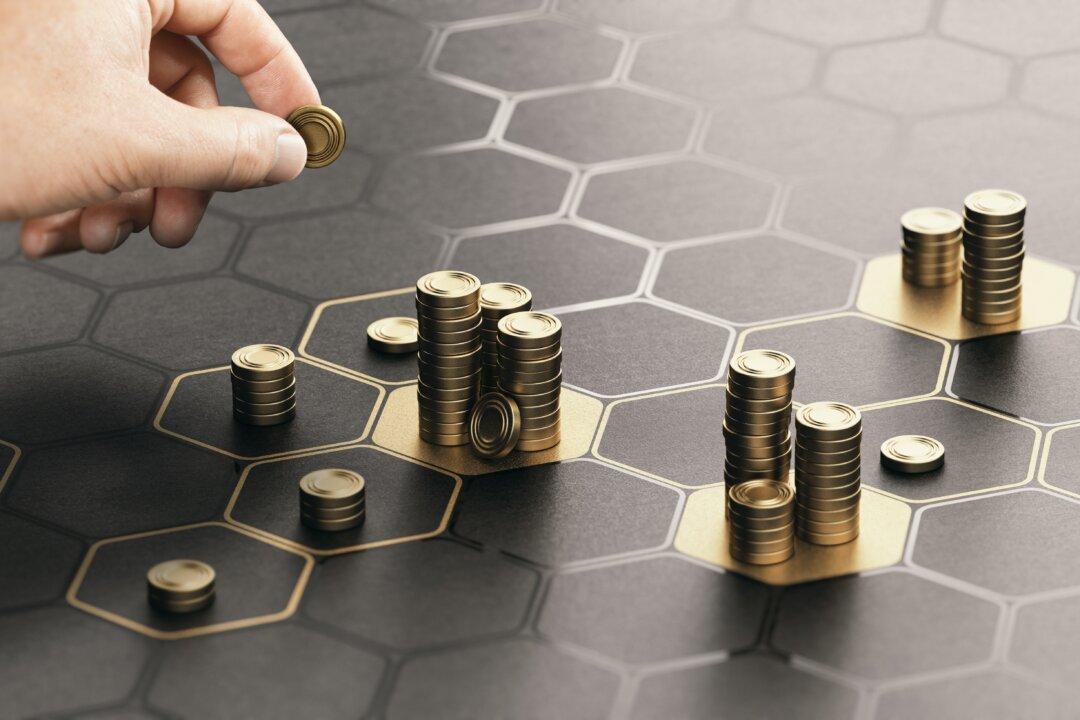 Investing: How to Play a Shifting Economy