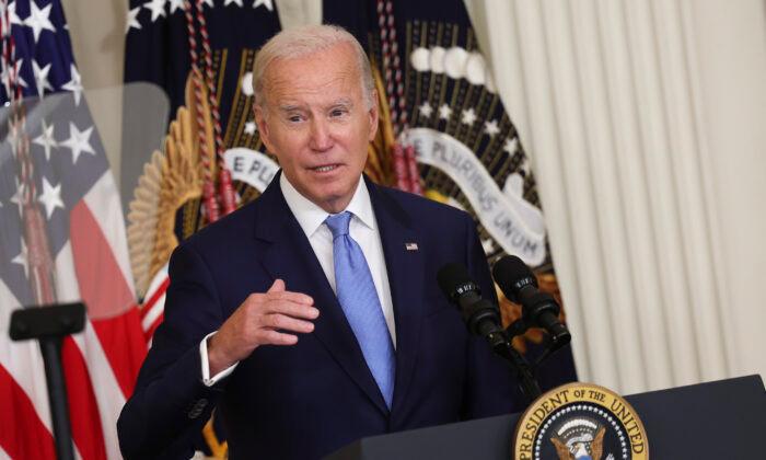 Biden Says Inflation Rose ‘Hardly at All’ as Americans Grapple With Soaring Prices