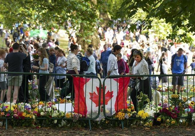 BC to Close Schools, Give Public Workers Day Off to Mourn Queen on Sept. 19