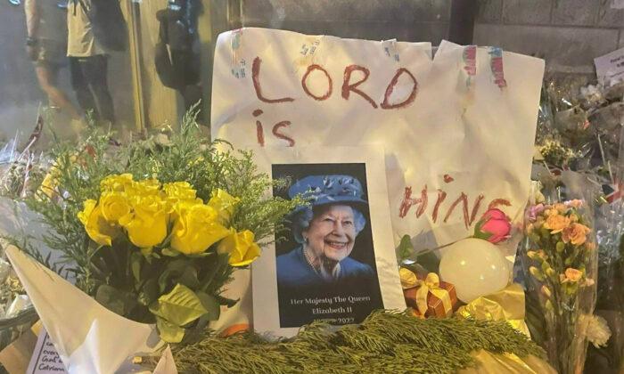 Hong Kong Citizens Line Up for Hours to Pay Tribute to the Late Queen Elizabeth II