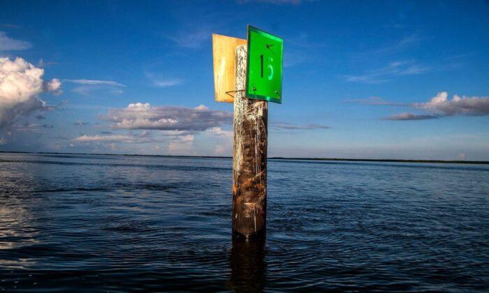 How Do Boaters Avoid Hazards? What to Know About Markers, Buoys, and Other Warning Signs