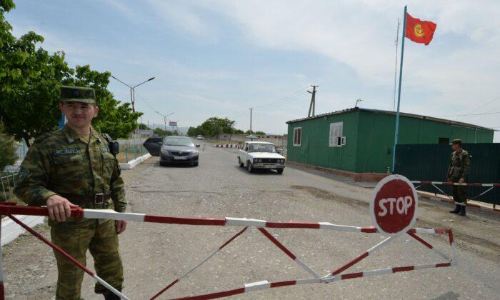 2 Reported Killed in Clashes Between Kyrgyz and Tajik Border Guards
