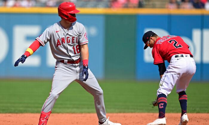 Ramírez Homers as Guardians Beat Angels for 6th Straight Win