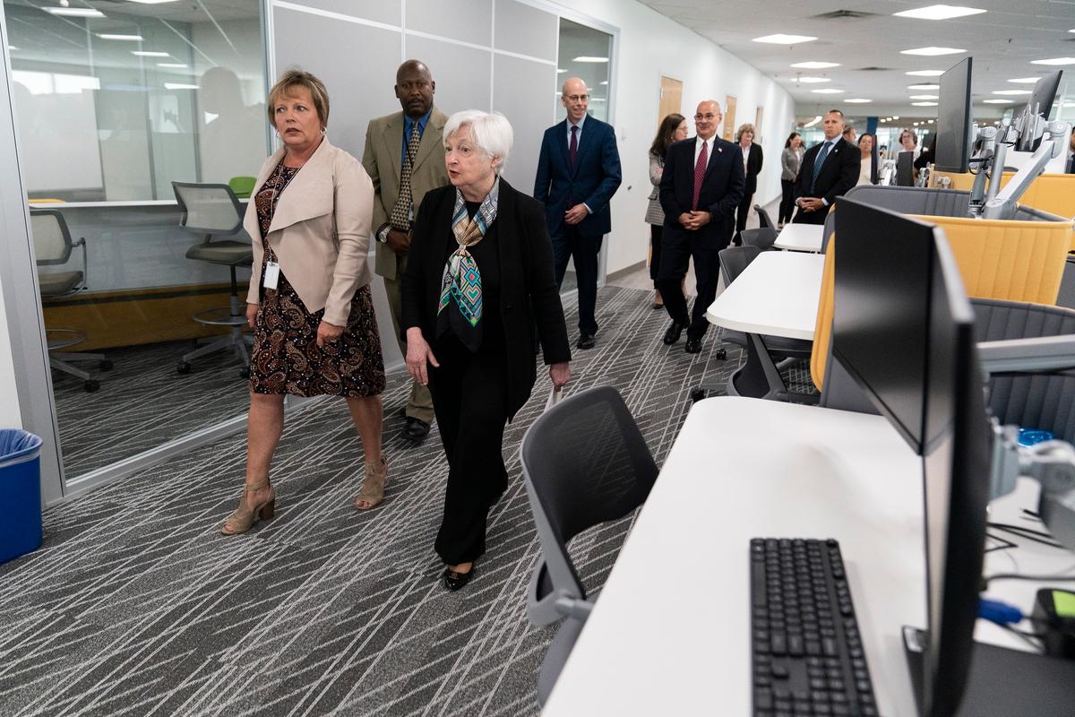Treasury Secretary Janet Yellen (C) tours the IRS New Carrolton Federal Building in Lanham, Md., on Sept. 15, 2022. (Alex Brandon/AP Photo)