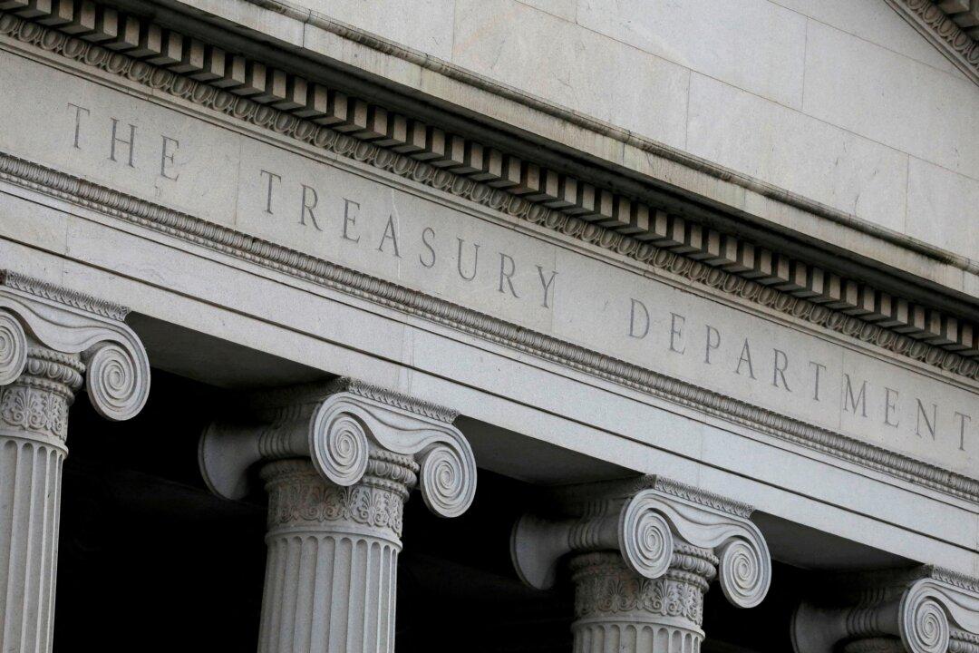 US Slaps 120 Russia-Linked Firms, Individuals With Fresh Sanctions