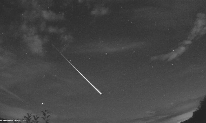 Fireball Seen Flying Above UK Was a Meteor, Experts Say