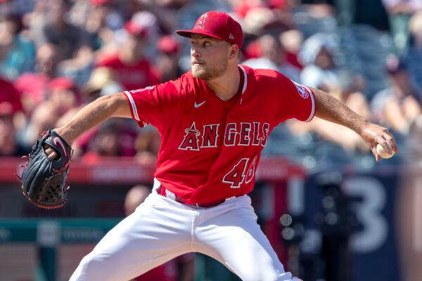 Los Angeles Angels starting pitcher Reid Detmers throws to a Seattle Mariners batter during the sixth inning of a baseball game in Anaheim, Calif., on Sept. 18, 2022. (Alex Gallardo/AP Photo)