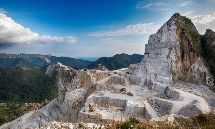 A Day in the Life: The Marble Quarries With Michelangelo