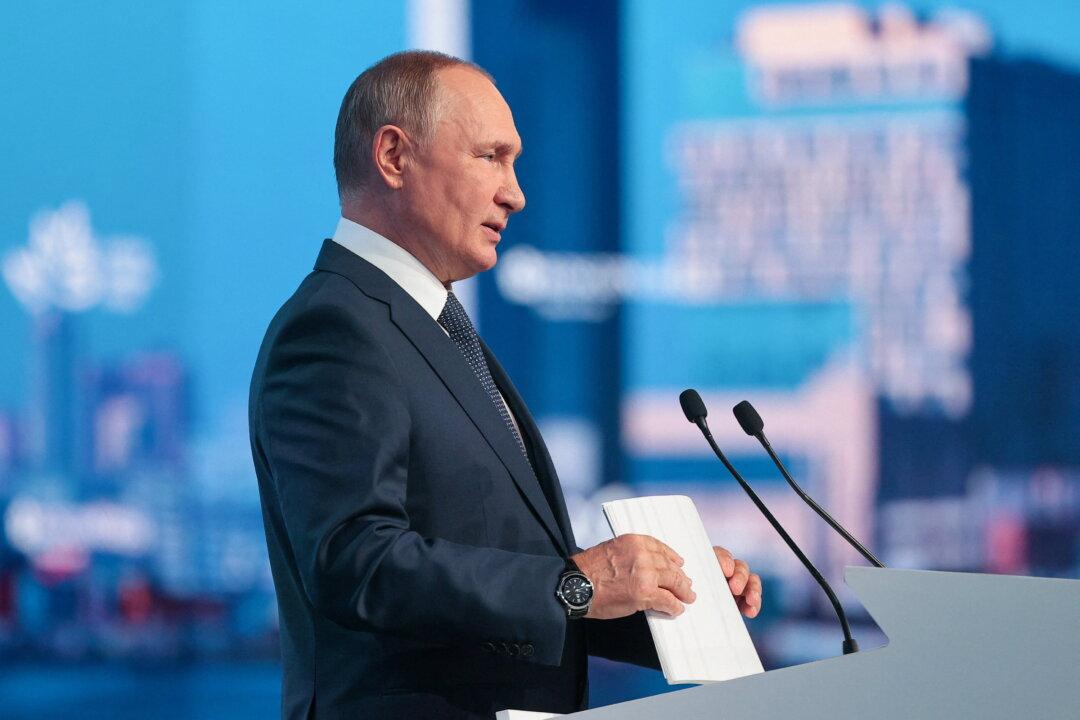 European Gas Prices Jump as Putin Vows Use of ‘All Available Means’ in Fight Over Ukraine
